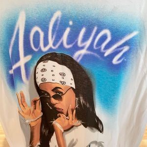 White Aaliyah T-shirt